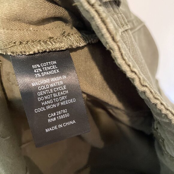 Army green khaki cargo pants size M. - Picture 6 of 8